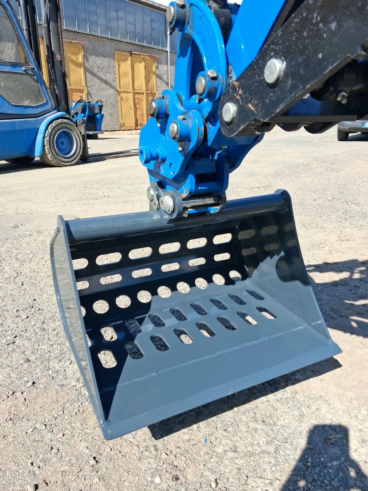 Siebschaufel mit Hardox-Schneide für RIPPA R10, R13, R15