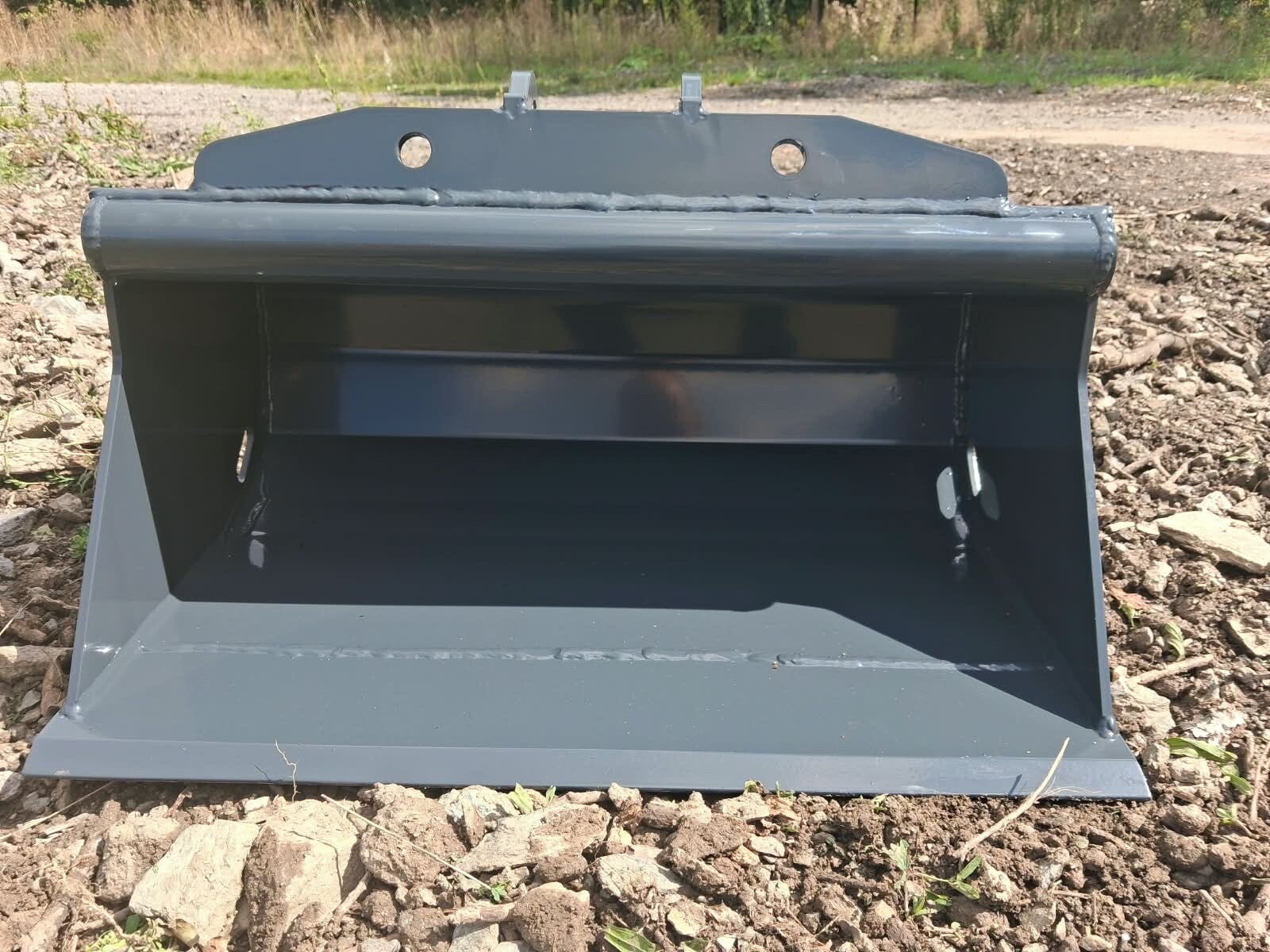 ST-Grabenräumlöffel mit Hardox-Schneide für RIPPA R10, R13, R15 – Ansicht 10